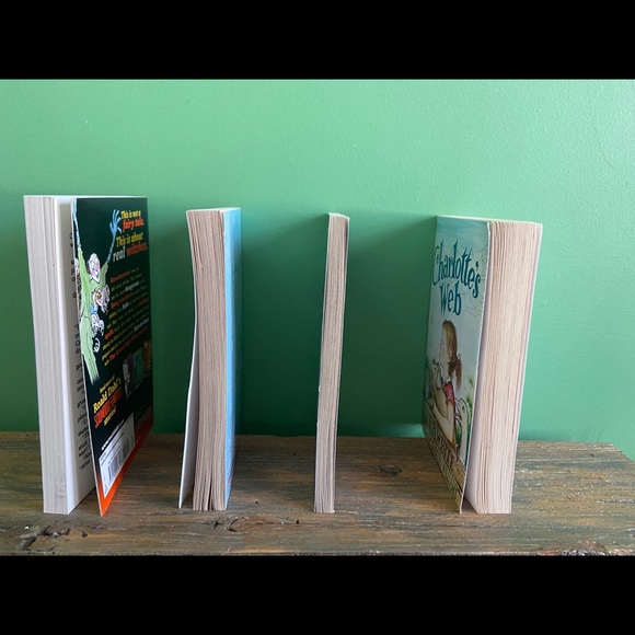 Book bundle - Picture 3 of 3